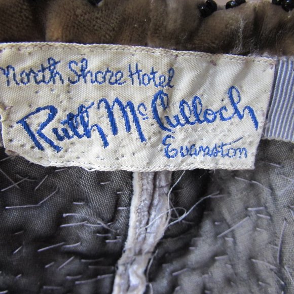 SALE Mid Century Beret Style Hat Olive Green Velvet Black Seed Beads - Picture 12 of 12